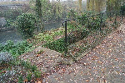 Lavoir Legrand à Moha, place Galoy 91