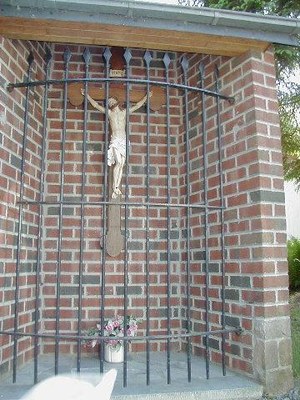 Crucifix de Lamalle rue Georges Dispa
