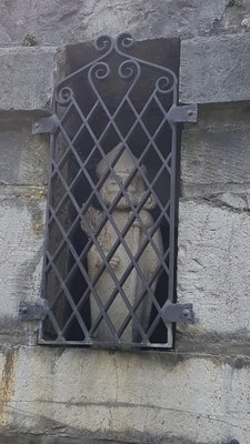 Potale Saint Ernest rue Léon Verlaine à Wanzoul