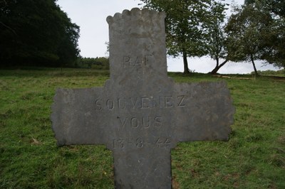 Croix commémorative des aviateurs tombés à Java en 1945