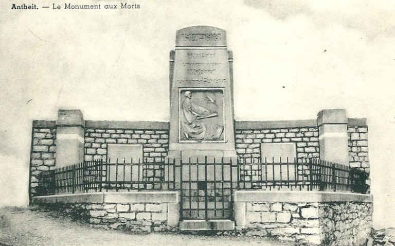 Monument aux morts d'Antheit