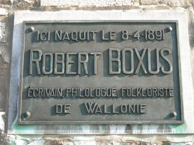 Plaque commémorative de la maison natale de Robert Boxus (Moha 08/04/1891, Bruxelles 1961) à Moha