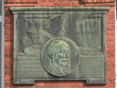 Plaques commémoratives à Oscar et Léon Lelarge - Wanze
