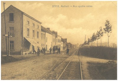 Rond point Paul Delvaux, chaussée de Tirlemont