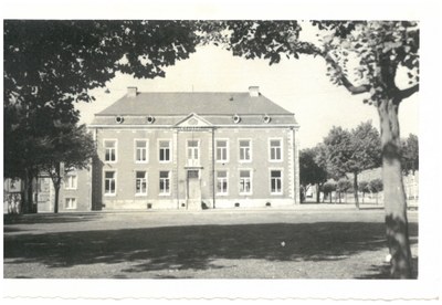 Ancienne Maison communale de Wanze place Faniel
