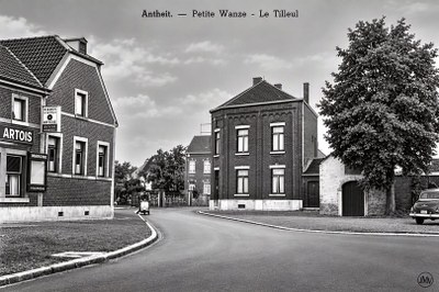 Café chez Masson place du Tilleul (devenue Place Paul Delvaux)